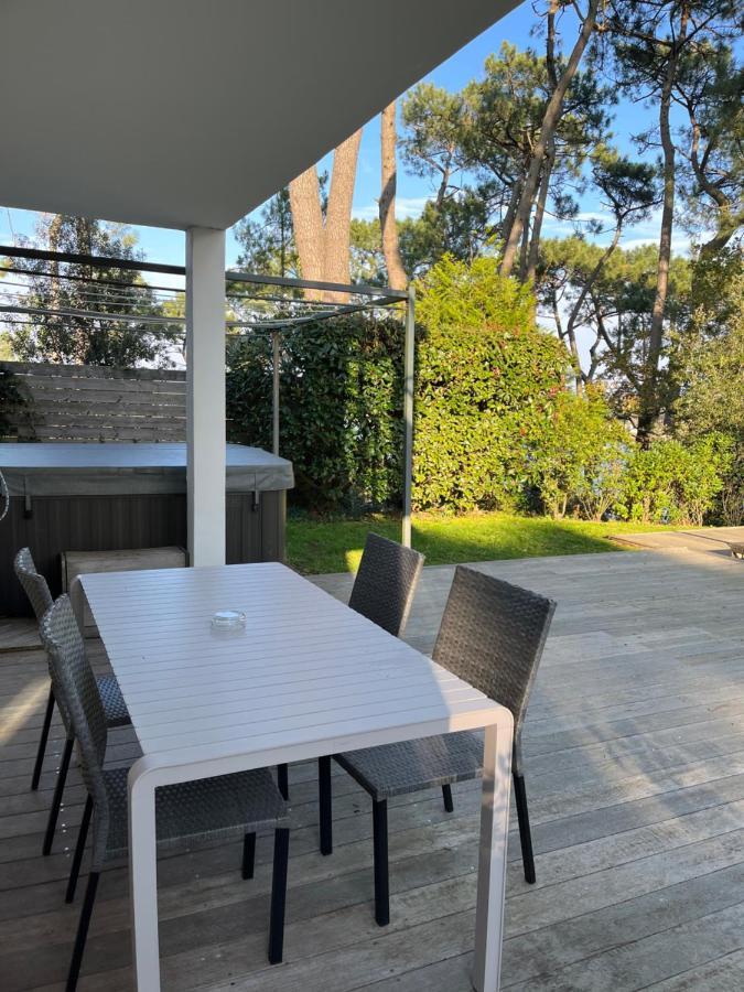 La Villa Bel Ange Hotel Saint Philibert Bagian luar foto